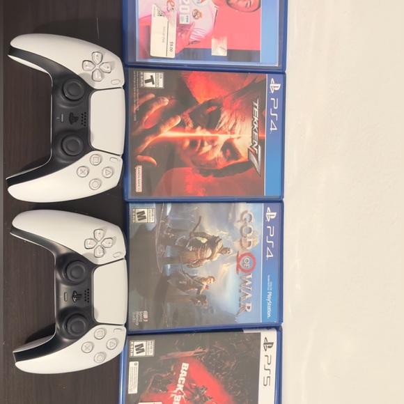 Ps5 brand new - Picture 1 of 3